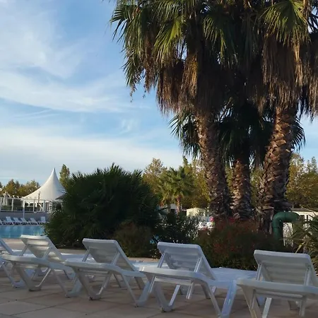 Mobil La Mer Campingplatz Vias